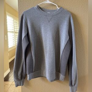 ALO Yoga Ridge Crewneck Sweatshirt | Men’s Small | Heather Gray